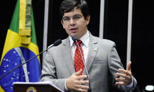 Senador Randolfe Rodrigues (Rede-AP) é o novo relator da PEC 65.